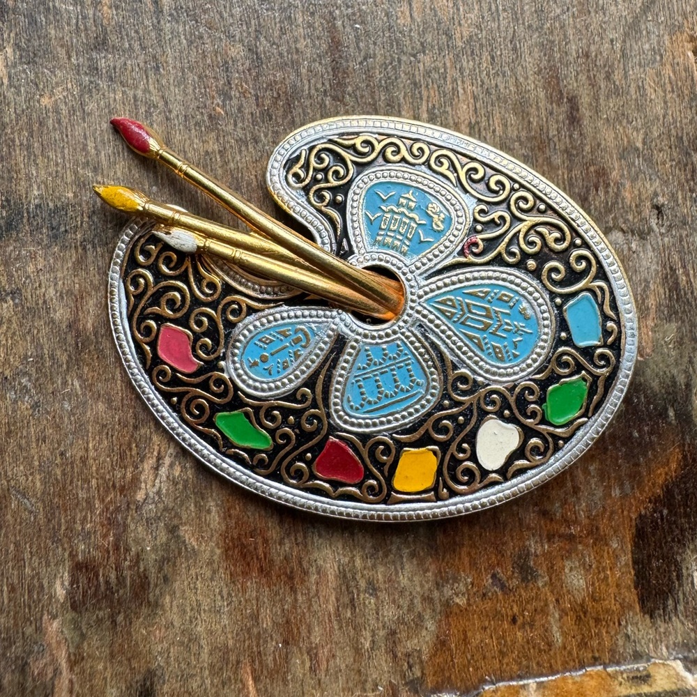 Artistic Palette Brooch with Colorful Enamel